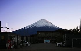 郊外型グランピング ツーリストヴィラ河口湖